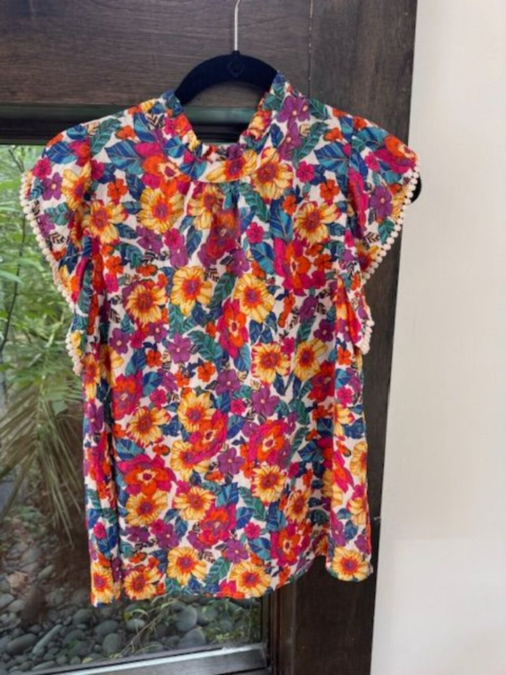THML Floral Flutter Sleeve Button Back Top with Ruffle Trim, Small - Picture 5 of 5